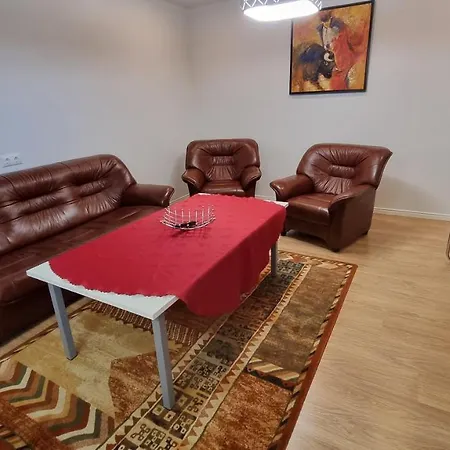 Boose Apartment *